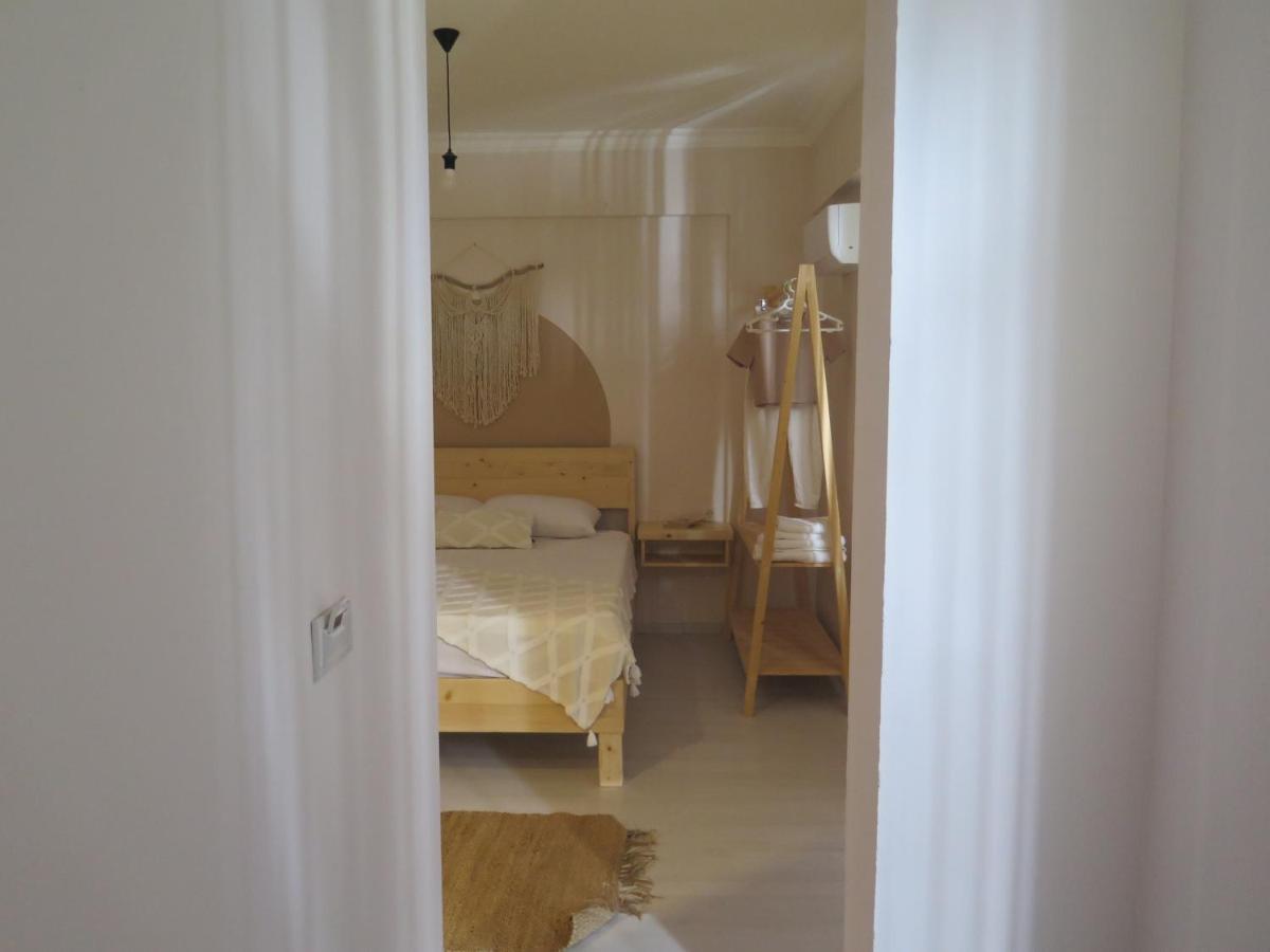 דמרה Santa Suites- Near Saint Nicholas Church מראה חיצוני תמונה