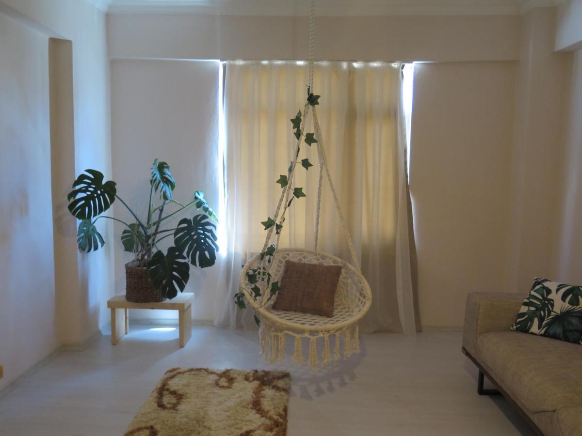 דמרה Santa Suites- Near Saint Nicholas Church מראה חיצוני תמונה